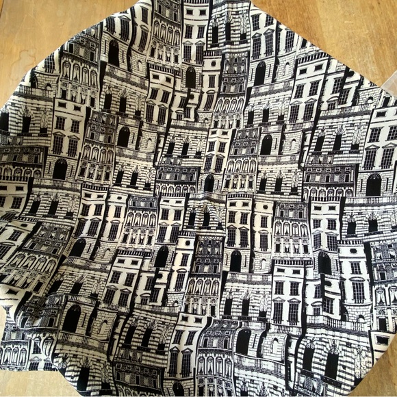 Silk scarf-20” Square - Picture 8 of 16